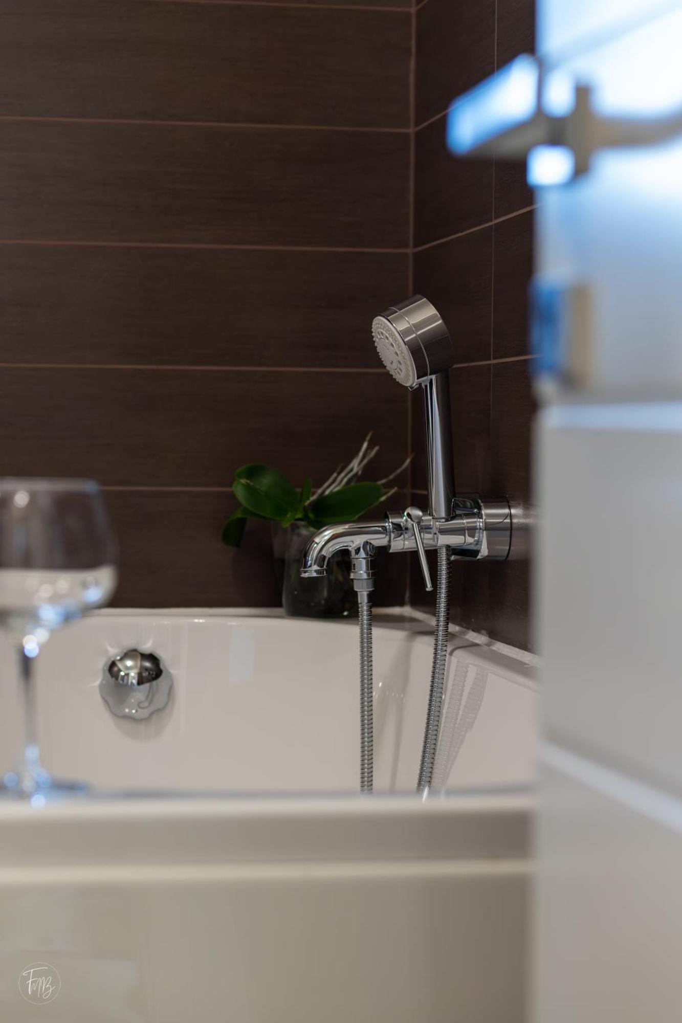 Santa Gilla Apartment Cagliari Kültér fotó